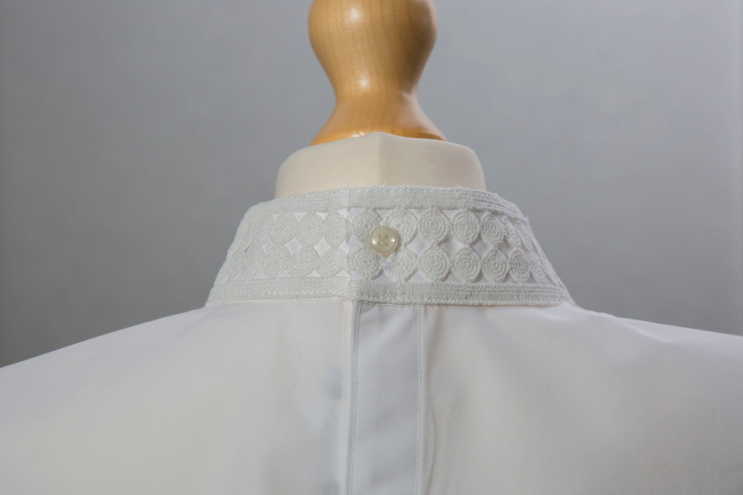 New I&N Twin-Circle Lace Collarette®